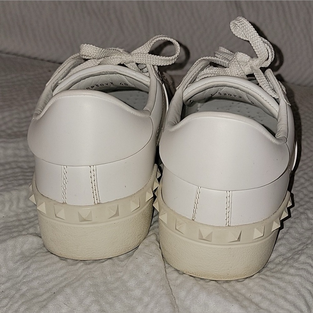 Valentino Garavani White Leather Rainbow Stripes Studded Sneakers Size 40 US 9.5 - Picture 5 of 6
